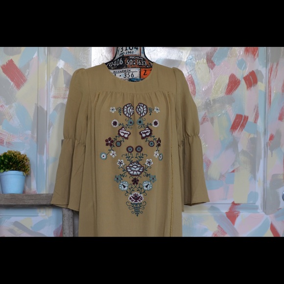 Gorgeous embroidered mustard yellow dress!! - Picture 3 of 8